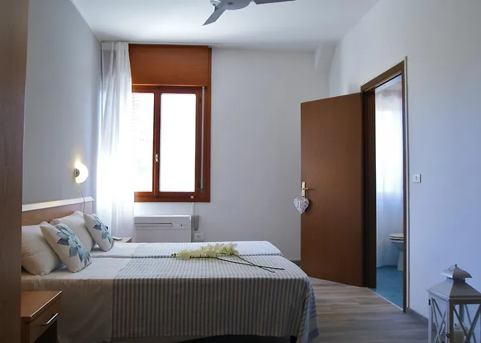 Diplomatic-residence Fronte Mare-piazza Torino-lido Di Appartement *