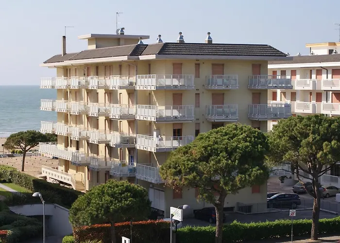 Diplomatic-residence Fronte Mare-piazza Torino-lido Di Lido di Jesolo